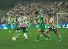 Junior goleó 3-0 a Atlético Nacional en la final de ida de la Liga